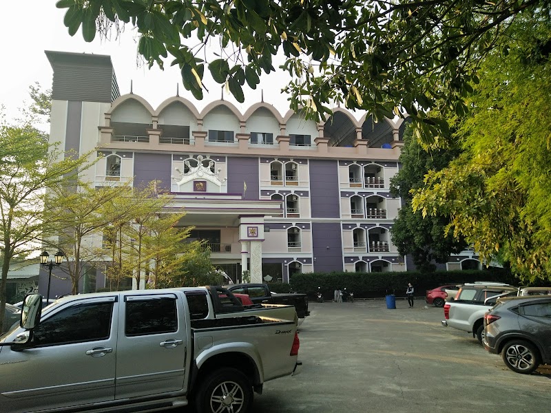 Queen Palace Hotel in Mae Sot, Thailand