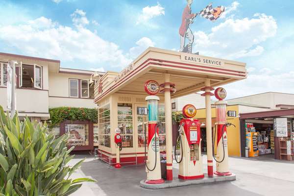 Ramada by Wyndham Culver City in Culver City, California, United States