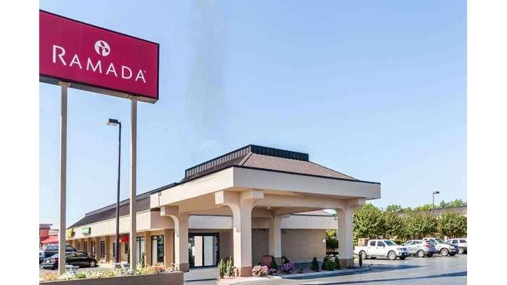 Ramada by Wyndham Lebanon in Lebanon, Tennessee, United States