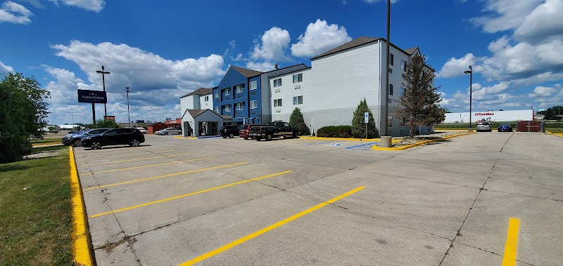 Ramada by Wyndham Minot in Minot, North Dakota, United States