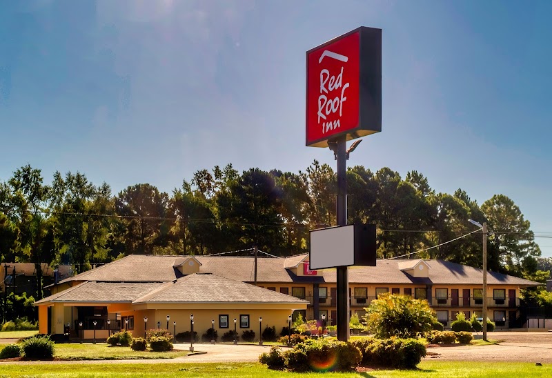 Red Roof Inn Columbus in Columbus, Mississippi, United States