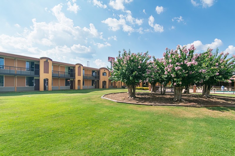 Red Roof Inn Forsyth in Forsyth, Georgia, United States