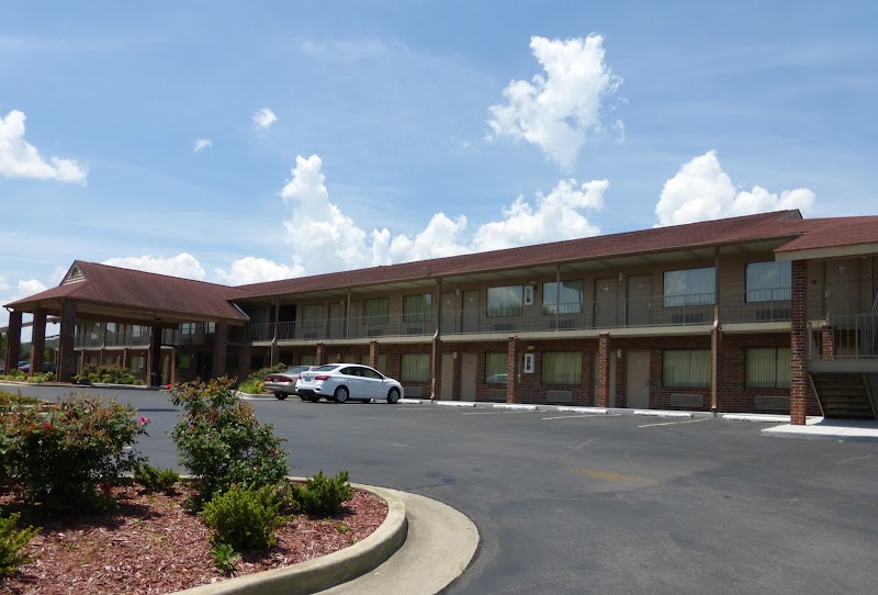 Red Roof Inn & Suites Cleveland, TN in Cleveland, Tennessee, United States