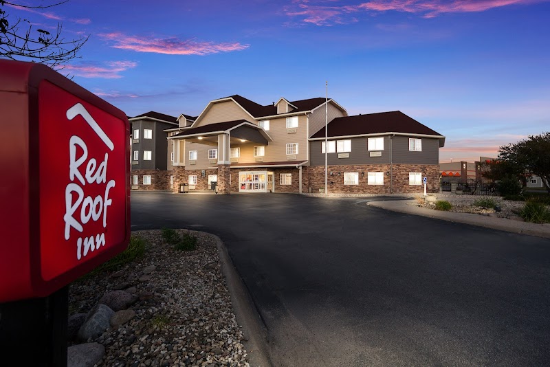 Red Roof Inn & Suites Council Bluffs in Council Bluffs, Iowa, United States