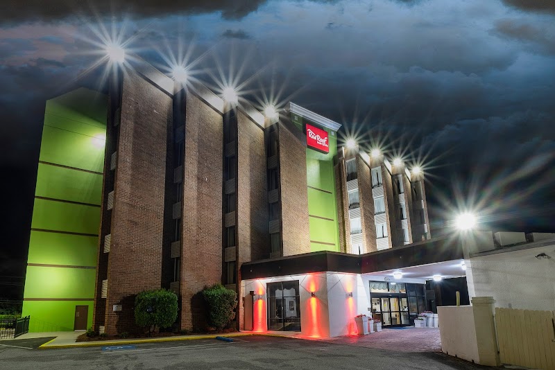Red Roof Inn & Suites Macon in Macon, Georgia, United States