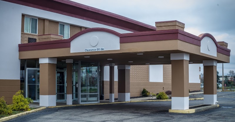 Red Roof Inn & Suites Piqua - I-75 in Piqua, Ohio, United States
