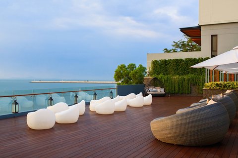 Renaissance Pattaya Resort & Spa in Ban Na Chom Thian, Thailand