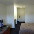 Riverwalk Inn & Suites