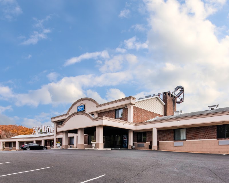 Rodeway Inn Skytop in Kingston, New York, United States