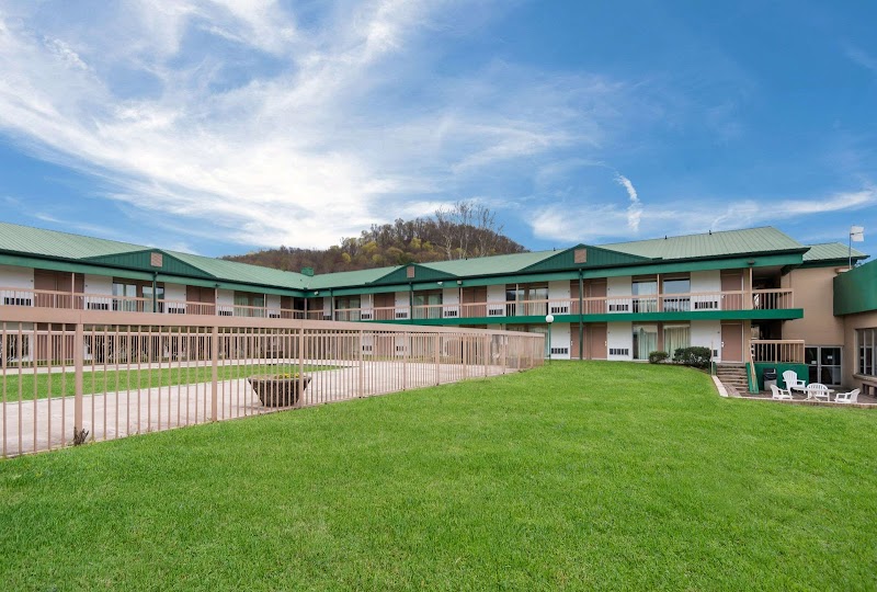 Rodeway Inn & Suites in Portsmouth, Ohio, United States