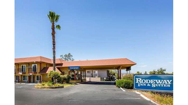Rodeway Inn & Suites Canyon Lake in Canyon Lake, California, United States