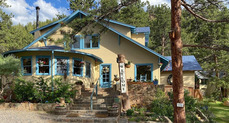 Romantic RiverSong Inn in Estes Park, Colorado, United States