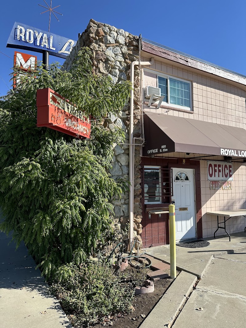 Royal Lodge in Coalinga, California, United States