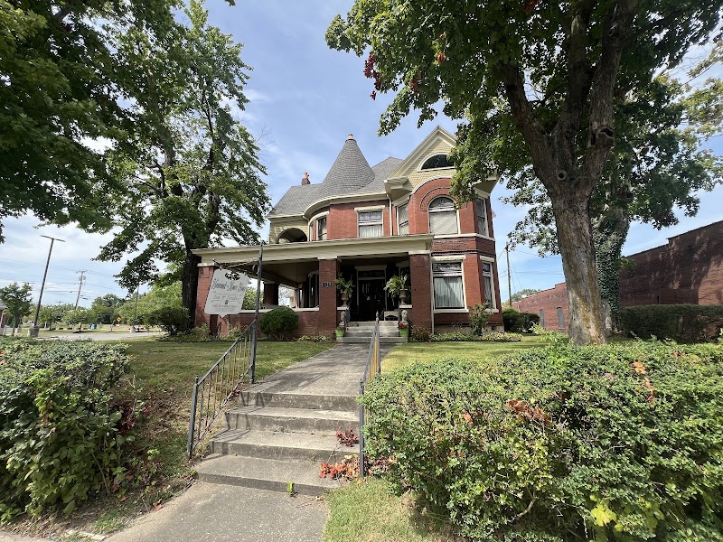 Ruby Lodge at Spring Lake Woods in Madisonville, Kentucky, United States