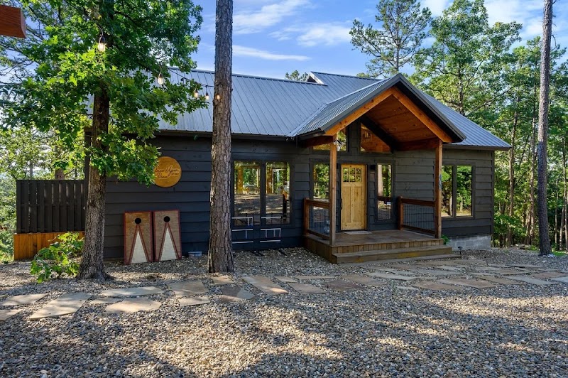 Rustic Luxury Cabins in Broken Bow, Oklahoma, United States