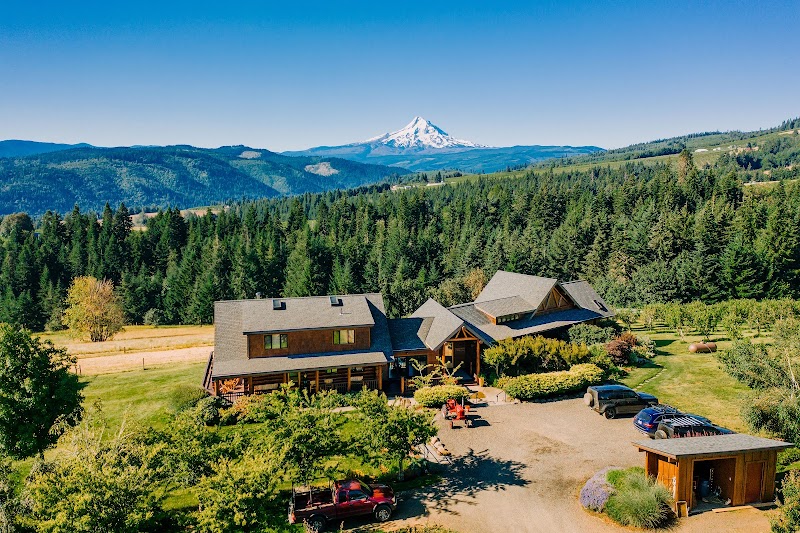 Sakura Ridge in Hood River, Oregon, United States