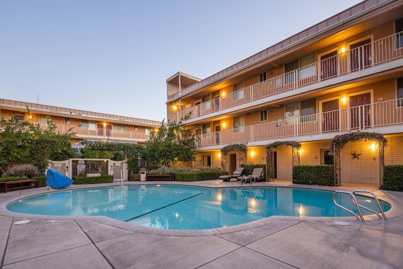 San Joaquin Hotel in Fresno, California, United States