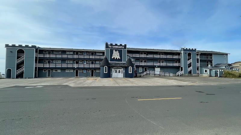 Sandcastle Beachfront Motel in Lincoln City, Oregon, United States