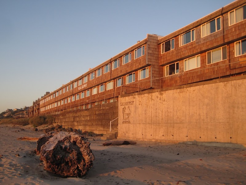 Sea Gypsy Condos in Lincoln City, Oregon, United States