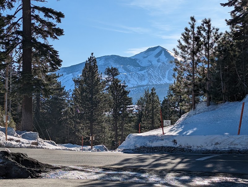 Seasons 4 Condominium Rentals in Mammoth Lakes, California, United States