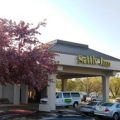 Settle Inn & Suites La Crosse