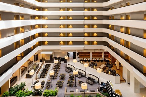 Sheraton West Des Moines Hotel in Des Moines, Iowa, United States