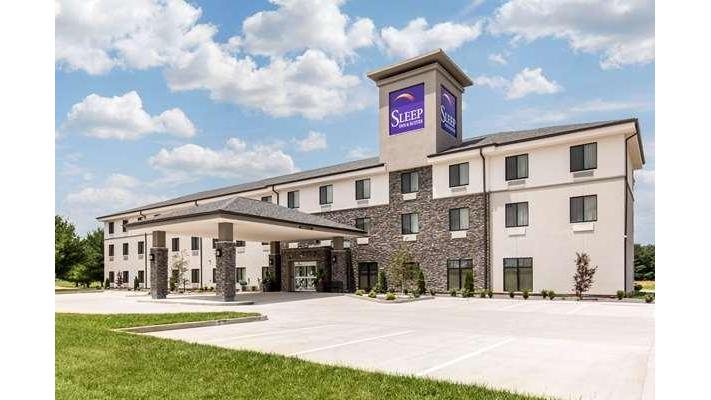 Sleep Inn & Suites in Jacksonville, Illinois, United States