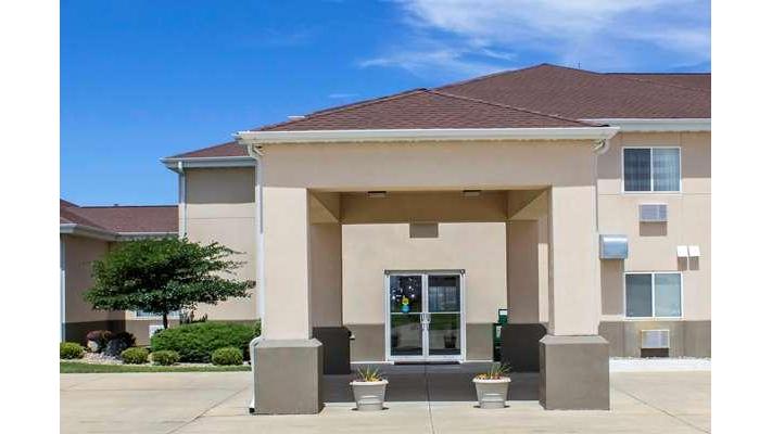 Sleep Inn & Suites Charles City in Charles City, Iowa, United States