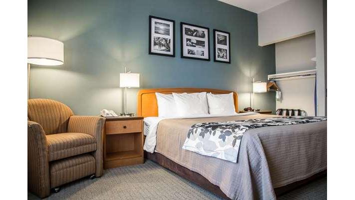 Sleep Inn & Suites Davenport - Quad Cities in Davenport, Iowa, United States