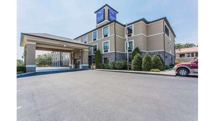 Sleep Inn & Suites Manchester in Manchester, Tennessee, United States