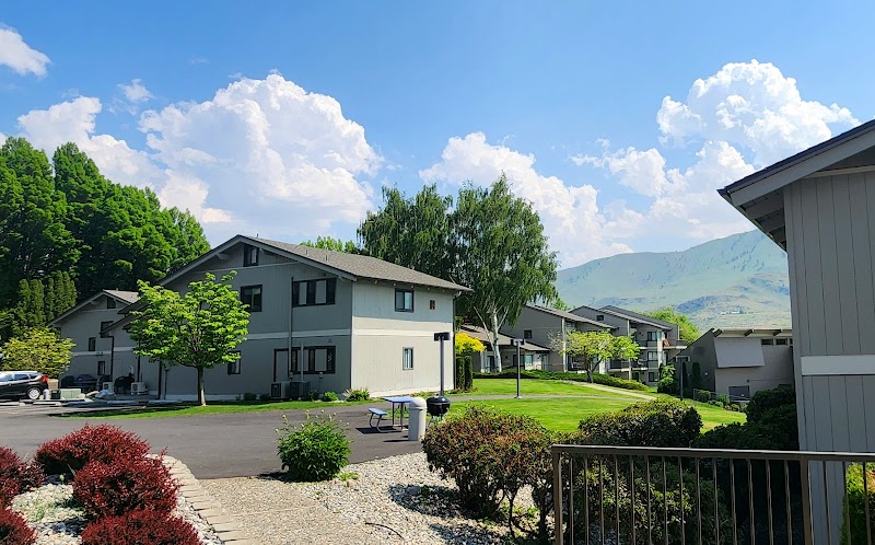 Spader Bay Inn in Chelan, Washington, United States