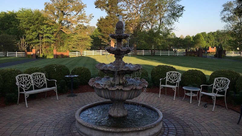 Spongie Acres Bed and Breakfast in Bowling Green, Kentucky, United States