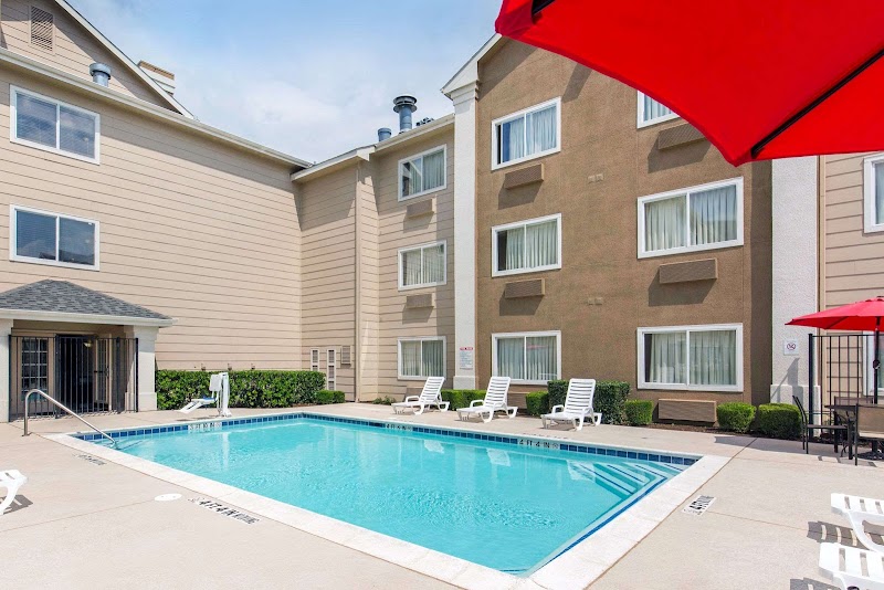 Suburban Studios Lewisville in Lewisville, Texas, United States