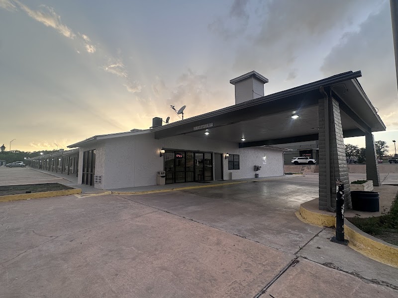 Sunset Inn & Suites in Brady, Texas, United States
