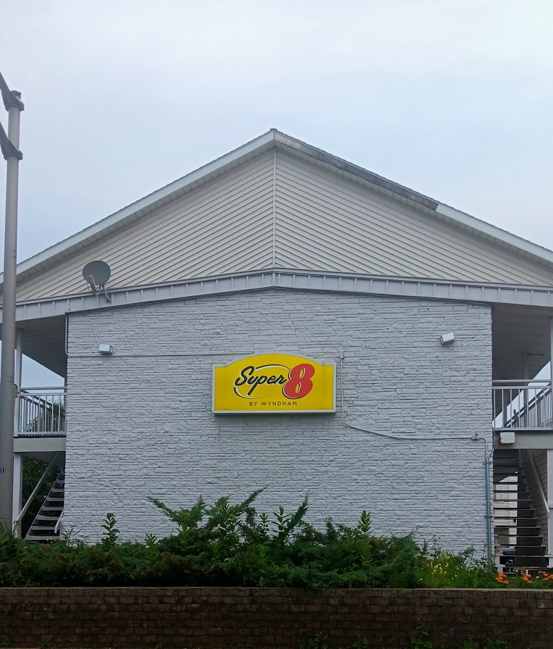 Super 8 by Wyndham Albany in Albany, New York, United States