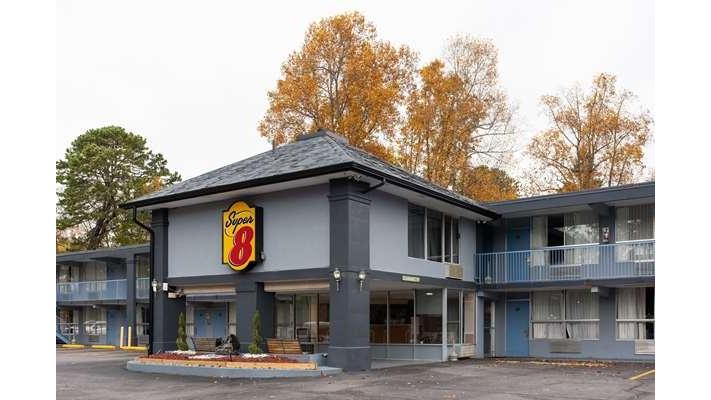 Super 8 by Wyndham Black Mountain in Black Mountain, North Carolina, United States