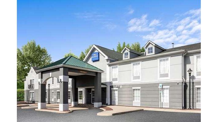 Super 8 by Wyndham Budd Lake/Mt. Olive in Budd Lake, New Jersey, United States