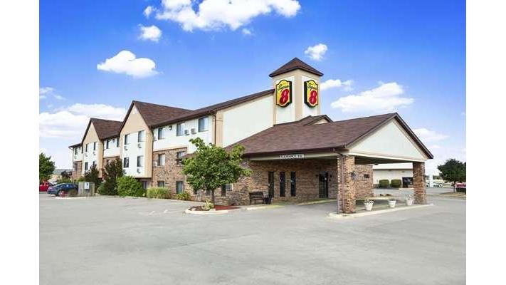 Super 8 by Wyndham Carbondale in Carbondale, Illinois, United States