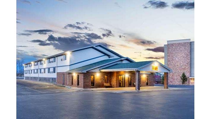 Super 8 by Wyndham Cheyenne WY in Cheyenne, Wyoming, United States
