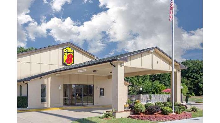 Super 8 by Wyndham Clarksville AR in Clarksville, Arkansas, United States