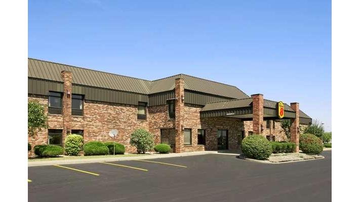 Super 8 by Wyndham Columbia City in Columbia City, Indiana, United States