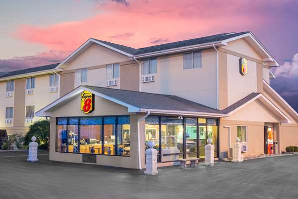 Super 8 by Wyndham Corbin/London KY in Corbin, Kentucky, United States
