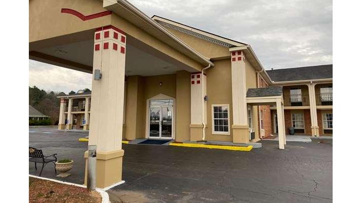 Super 8 by Wyndham Covington in Covington, Georgia, United States