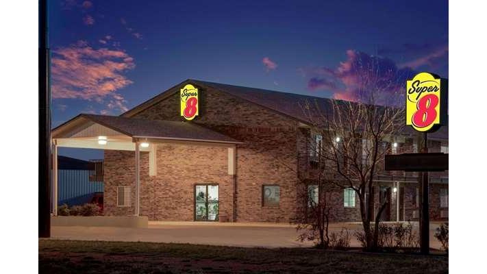 Super 8 by Wyndham Dumas TX in Dumas, Texas, United States