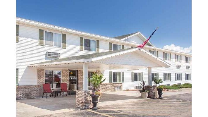 Super 8 by Wyndham Escanaba in Escanaba, Michigan, United States