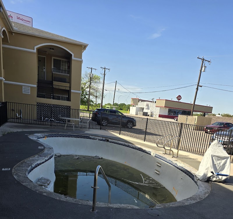 Super 8 by Wyndham Forney/East Dallas in Forney, Texas, United States