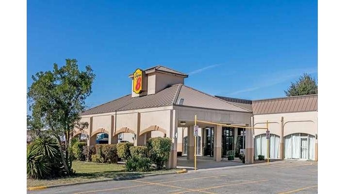 Super 8 by Wyndham Fort Stockton in Fort Stockton, Texas, United States