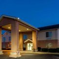 Super 8 by Wyndham Frankfort IN