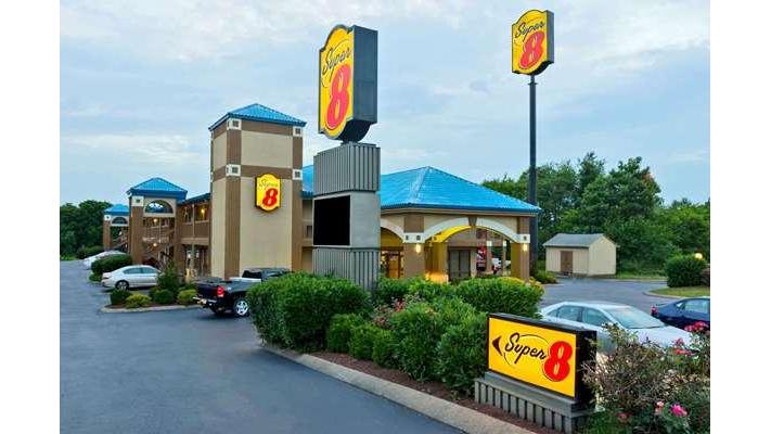 Super 8 by Wyndham Franklin Hwy 31 in Franklin, Kentucky, United States
