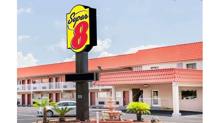 Super 8 by Wyndham Ft Walton Beach in Fort Walton Beach, Florida, United States
